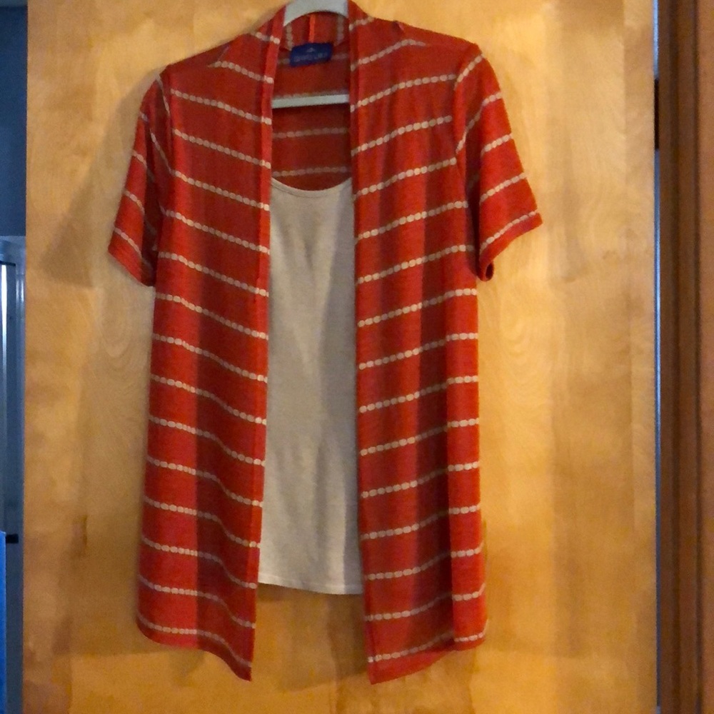 Simply Lala Short Sleeve Women’s Top Size Large.